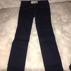dark wash hollister jeans